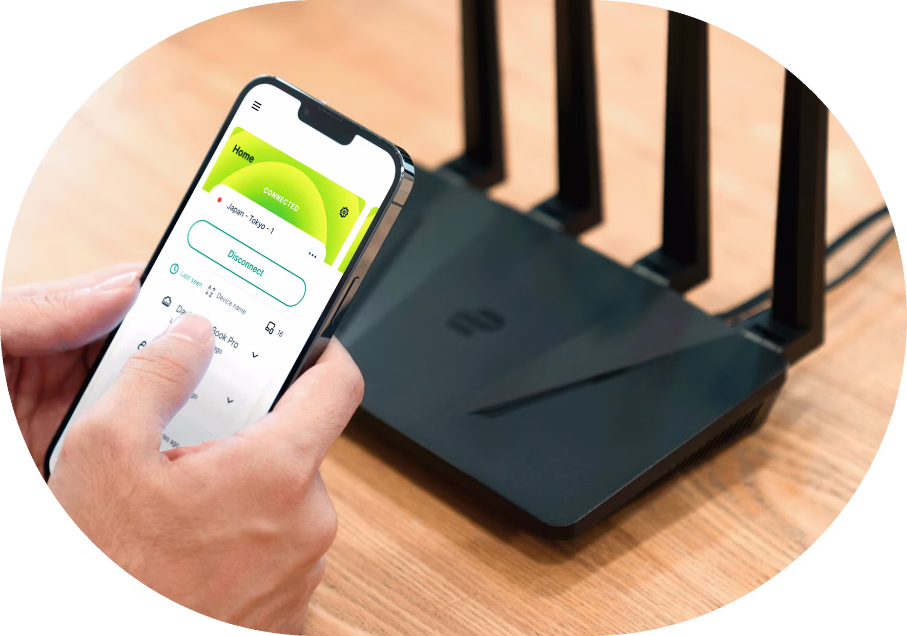 Interfaccia utente dell'app del router + Aircove sullo sfondo